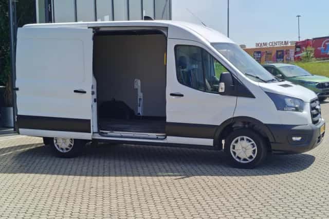 Ford Transit (2024) thumbnail 17