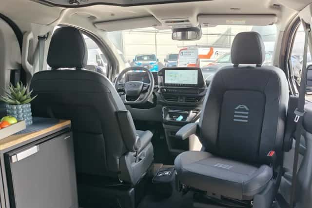 Ford Tourneo Custom (2025) thumbnail 32