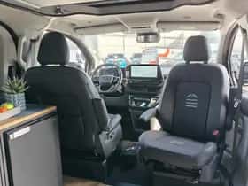 Ford Tourneo Custom (2025) thumbnail 32