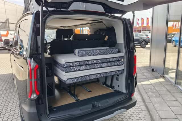 Ford Tourneo Custom (2025) thumbnail 38