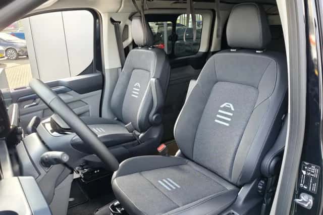 Ford Tourneo Custom (2025) thumbnail 51