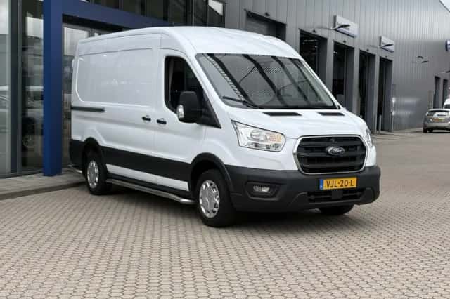 Ford Transit (2021) thumbnail 2