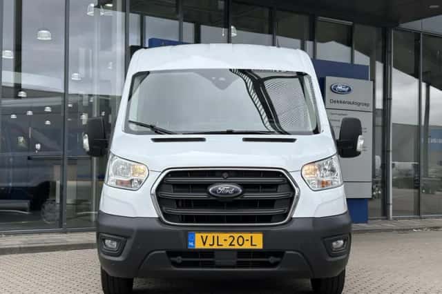 Ford Transit (2021) thumbnail 4