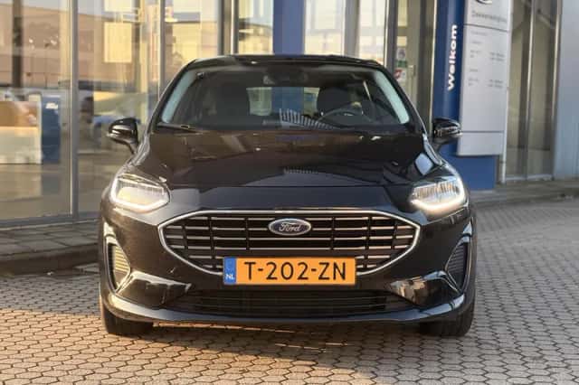 Ford Fiesta (2023) thumbnail 3