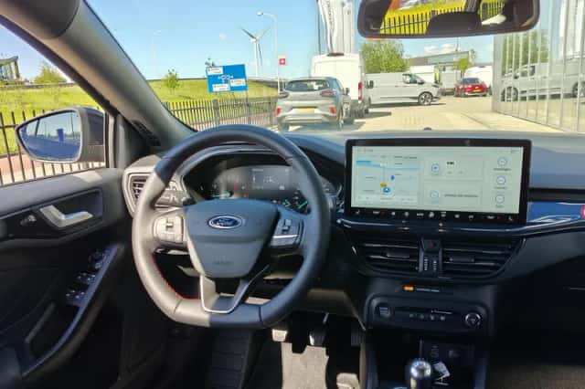 Ford Focus (2024) thumbnail 18