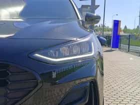Ford Focus (2024) thumbnail 4