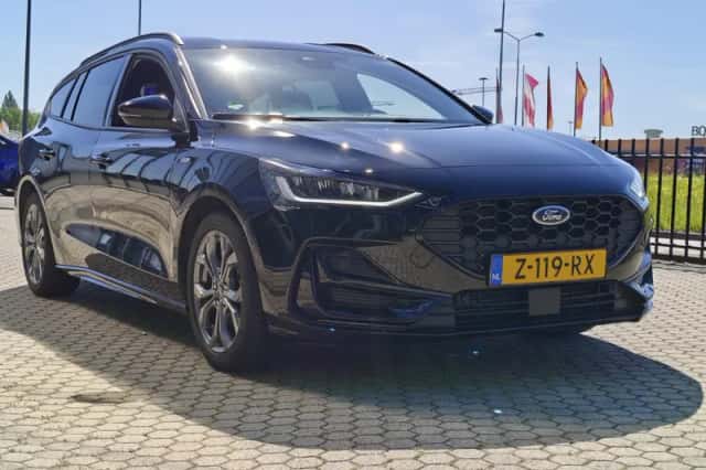 Ford Focus (2024) thumbnail 6