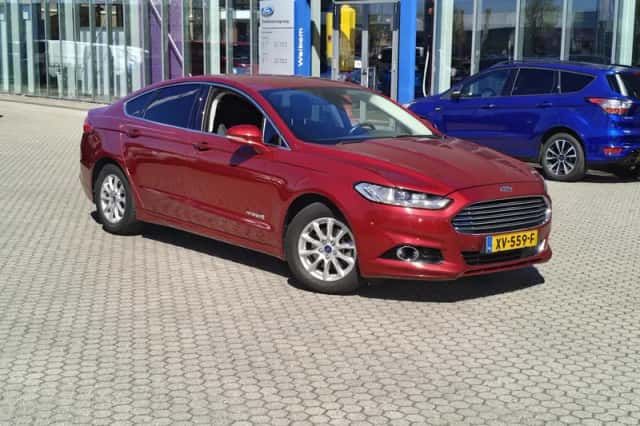 Ford Mondeo (2019) thumbnail 2