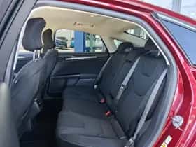 Ford Mondeo (2019) thumbnail 24