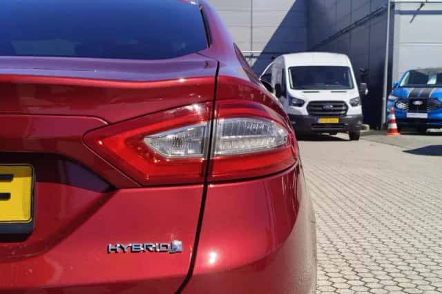 Ford Mondeo (2019) thumbnail 4