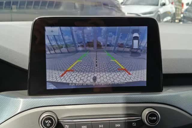 Ford Focus (2022) thumbnail 25