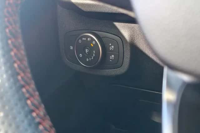 Ford Fiesta (2023) thumbnail 24
