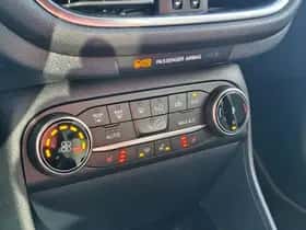 Ford Fiesta (2023) thumbnail 25