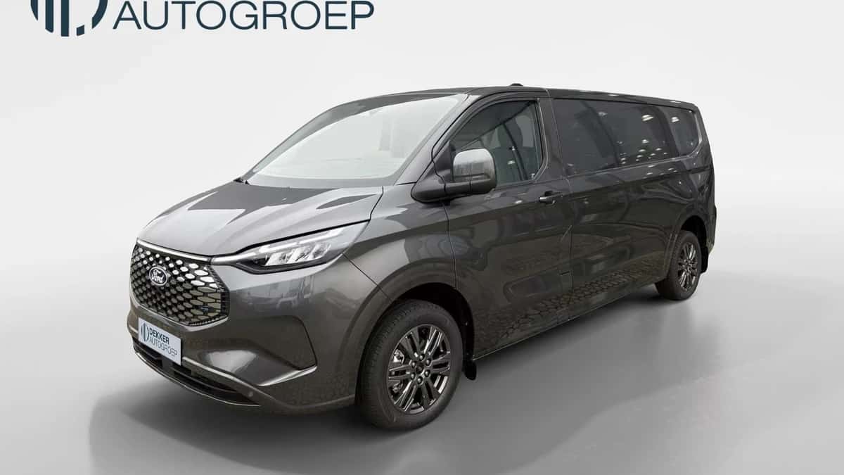 Ford E-Custom (2024) — foto 1