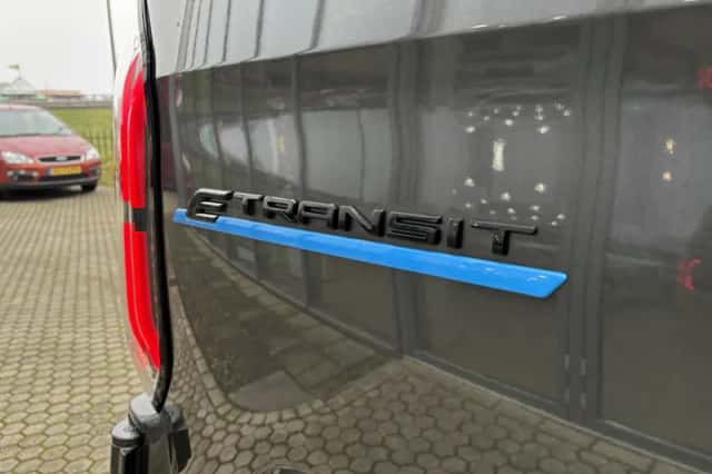 Ford E-Custom (2024) thumbnail 4