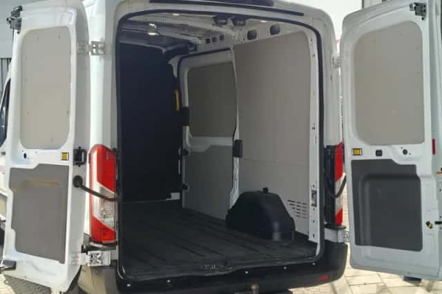 Ford Transit (2024) thumbnail 11