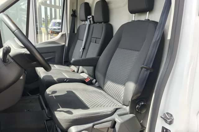 Ford Transit (2024) thumbnail 13