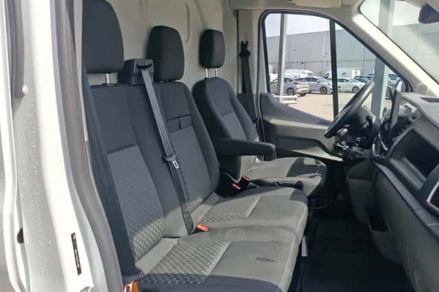 Ford Transit (2024) thumbnail 14