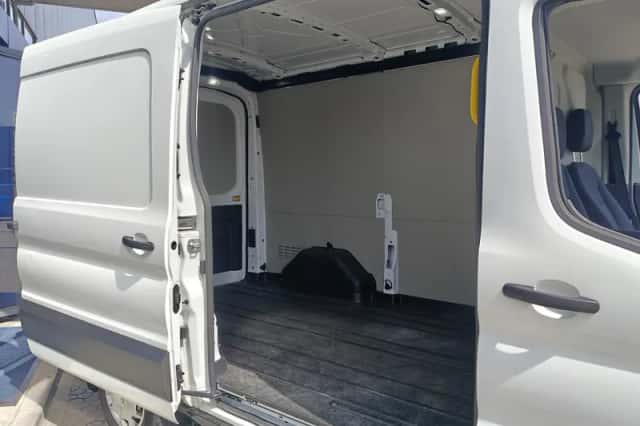 Ford Transit (2024) thumbnail 15