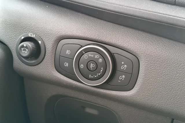 Ford Transit (2024) thumbnail 24