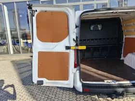 Ford Transit Custom (2023) thumbnail 23