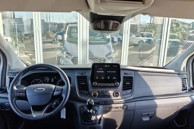 Ford Transit Custom (2023) thumbnail 24