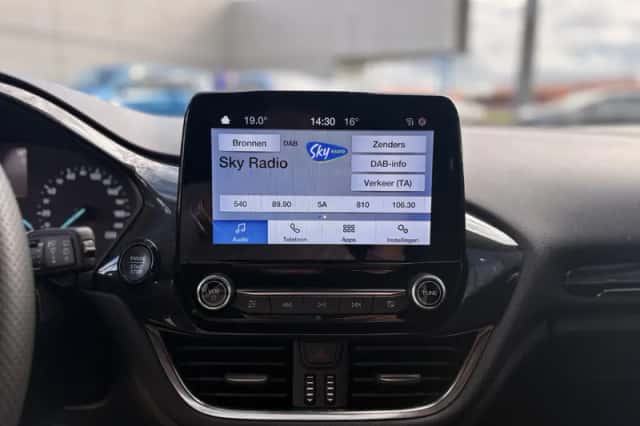 Ford Fiesta (2023) thumbnail 21