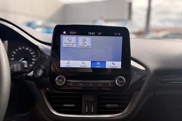 Ford Fiesta (2023) thumbnail 23
