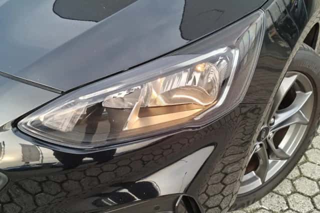 Ford Focus (2019) thumbnail 3