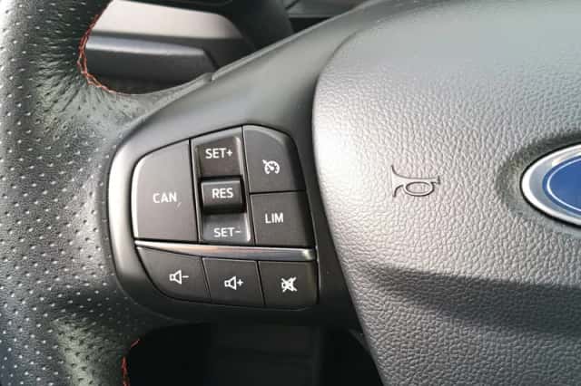 Ford Focus (2019) thumbnail 22