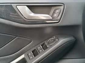 Ford Focus (2019) thumbnail 24
