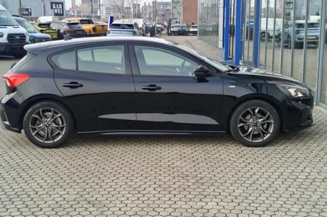Ford Focus (2019) thumbnail 8