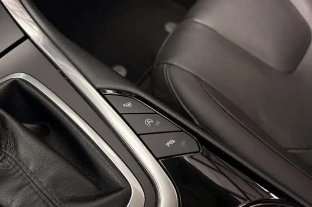 Ford S-Max (2015) thumbnail 22