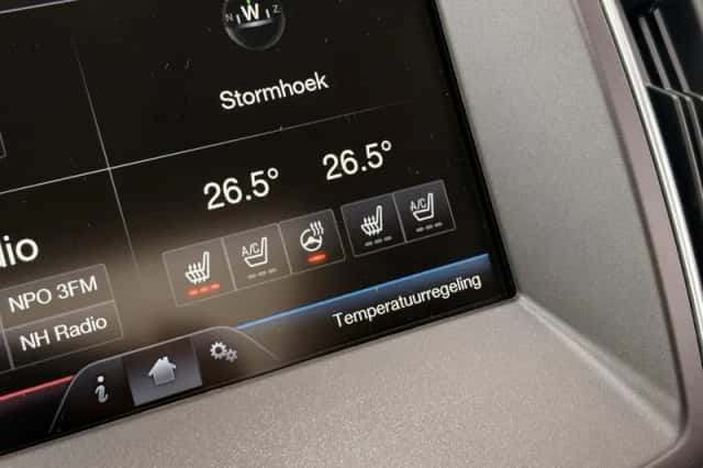 Ford S-Max (2015) thumbnail 25