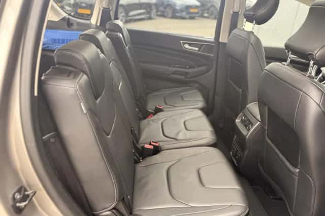 Ford S-Max (2015) thumbnail 30