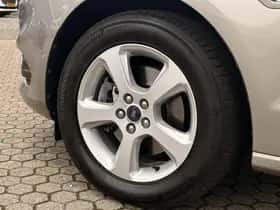 Ford S-Max (2015) thumbnail 6