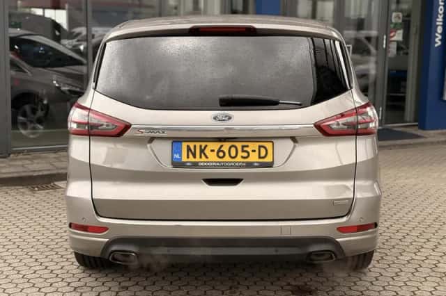 Ford S-Max (2015) thumbnail 8