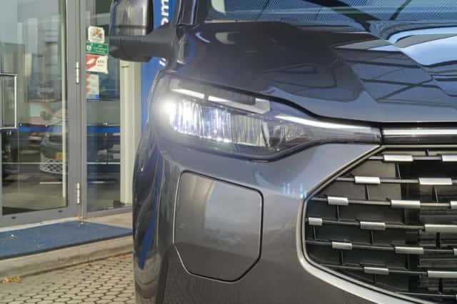 Ford Tourneo Custom (2026) thumbnail 11