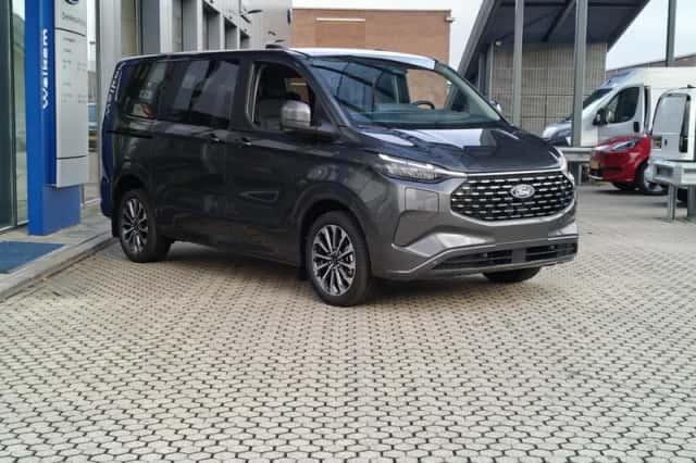 Ford Tourneo Custom (2026) thumbnail 3