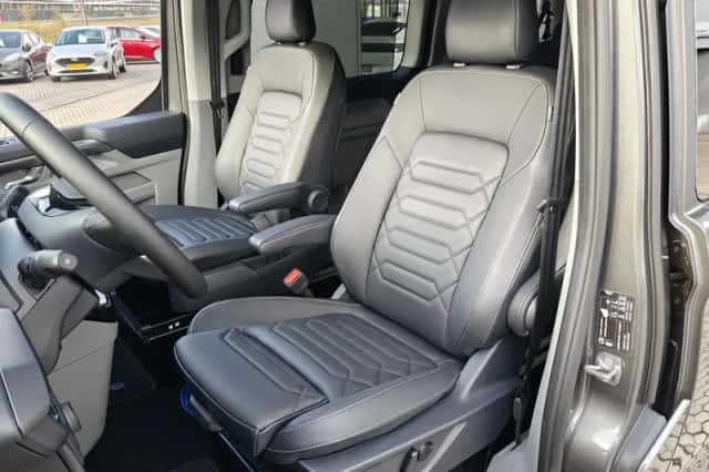 Ford Tourneo Custom (2026) thumbnail 33