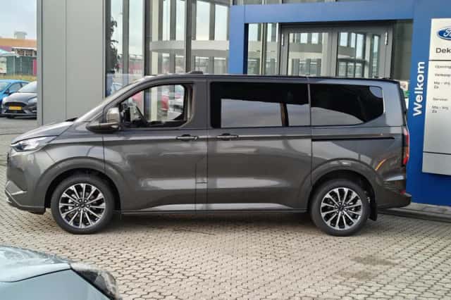 Ford Tourneo Custom (2026) thumbnail 5