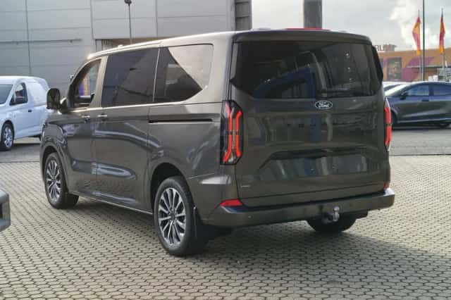 Ford Tourneo Custom (2026) thumbnail 10