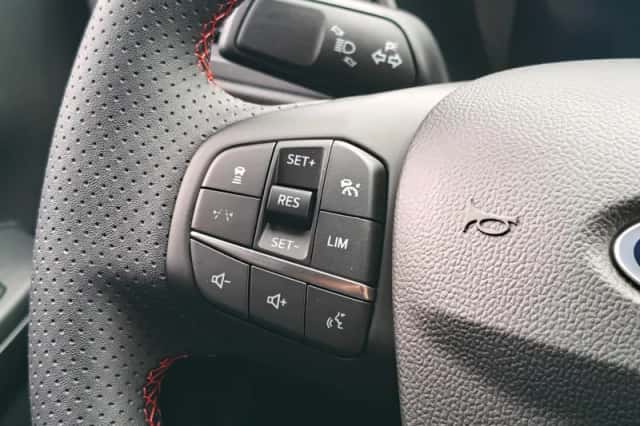 Ford Kuga (2026) thumbnail 28