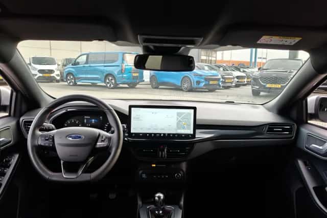 Ford Focus (2023) thumbnail 14