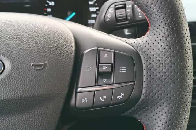 Ford Focus (2023) thumbnail 19