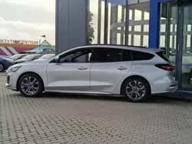 Ford Focus (2023) thumbnail 7