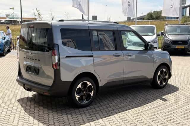 Ford Tourneo Courier (2025) thumbnail 4