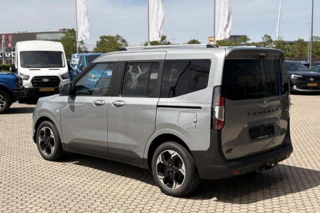 Ford Tourneo Courier (2025) thumbnail 5