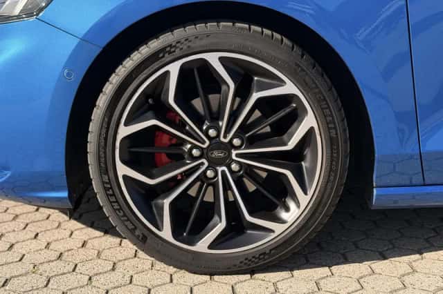 Ford Focus (2018) thumbnail 6