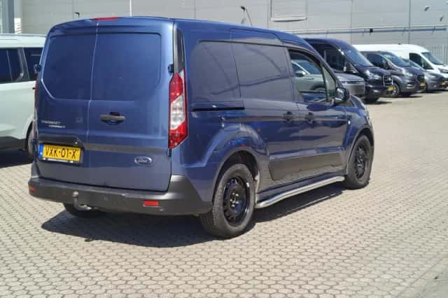 Ford Transit Connect (2023) thumbnail 12